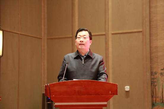 丁市长致辞-正面